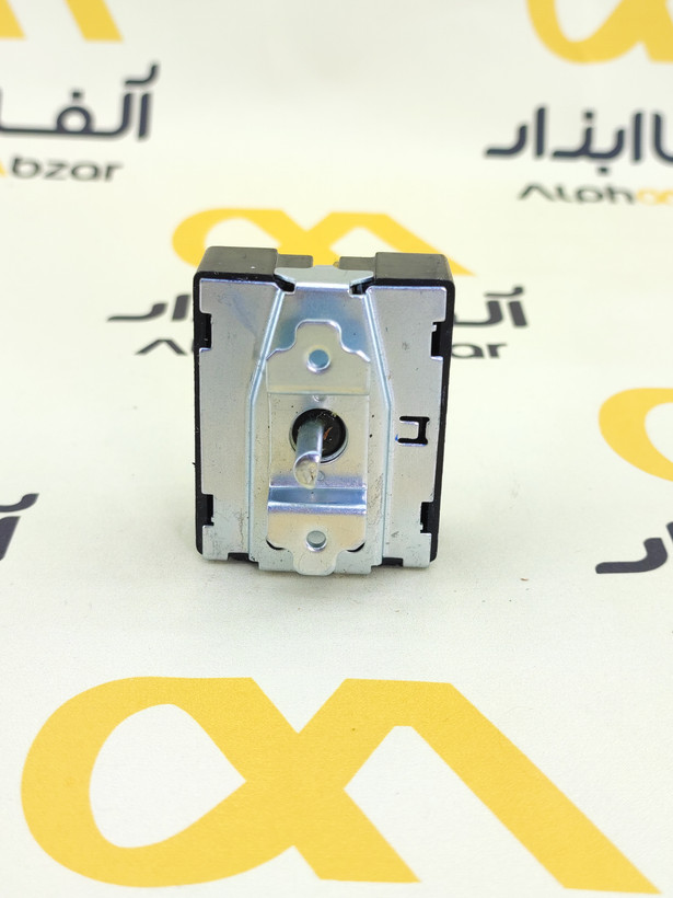 نمای جلوی کلید گردان کولر پنجره ای سوپرا با شفت فلزی D-شکل برای نصب ولوم