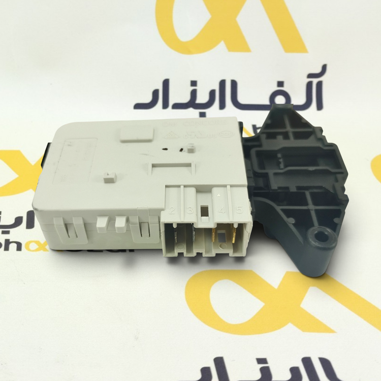 قیمت میکروسویچ درب لباسشویی ۴ پین پایه مشکی